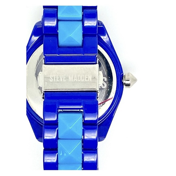 Steve Madden Watch Womens Blue Analog Quartz Round Face Bracelet Style Fashion A - Picture 4 of 9